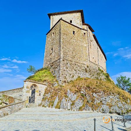 Locanda Del Castello Frontone Εξωτερικό φωτογραφία