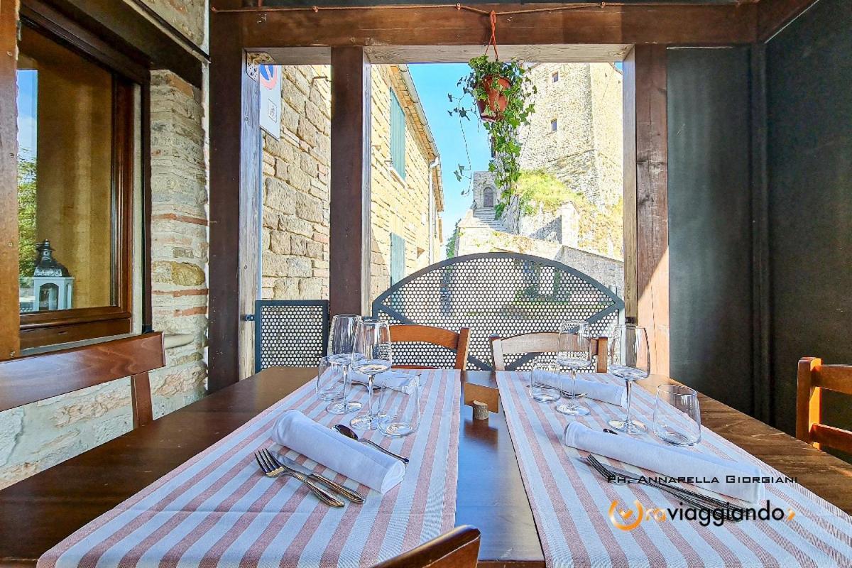 Locanda Del Castello Frontone Εξωτερικό φωτογραφία
