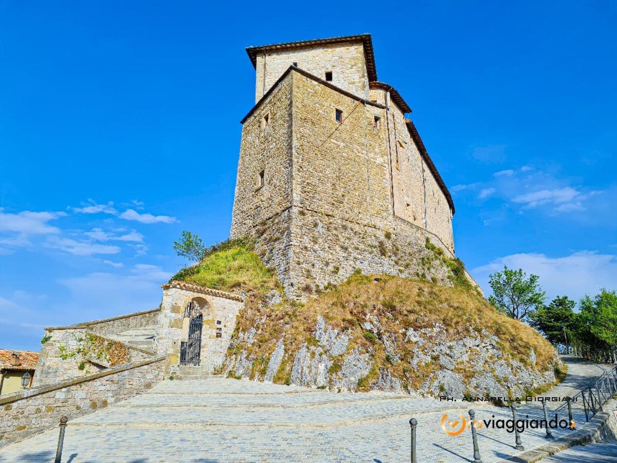 Locanda Del Castello Frontone Εξωτερικό φωτογραφία