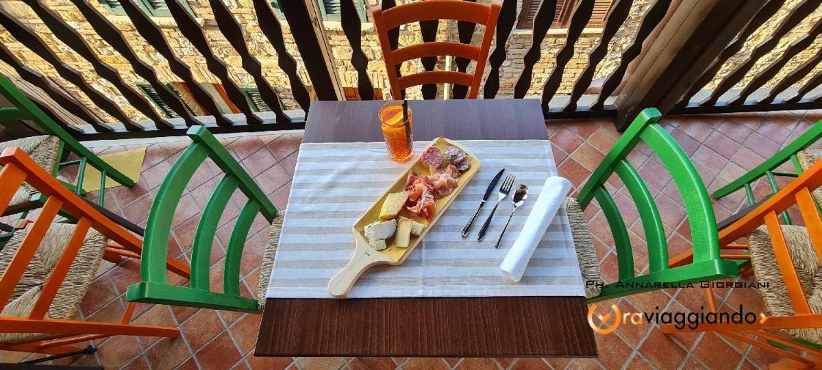 Locanda Del Castello Frontone Εξωτερικό φωτογραφία